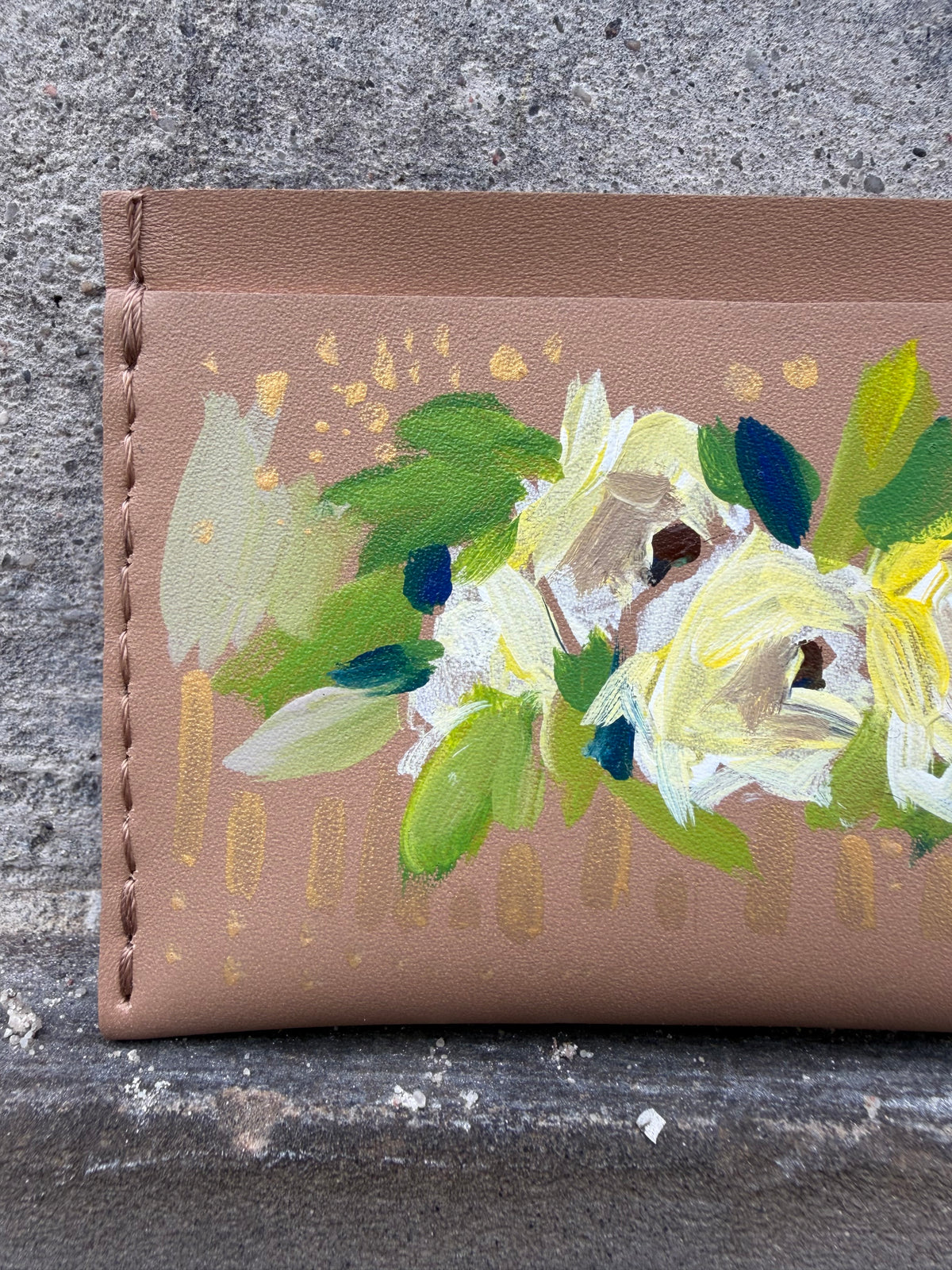 Hand-painted "V" cardholder