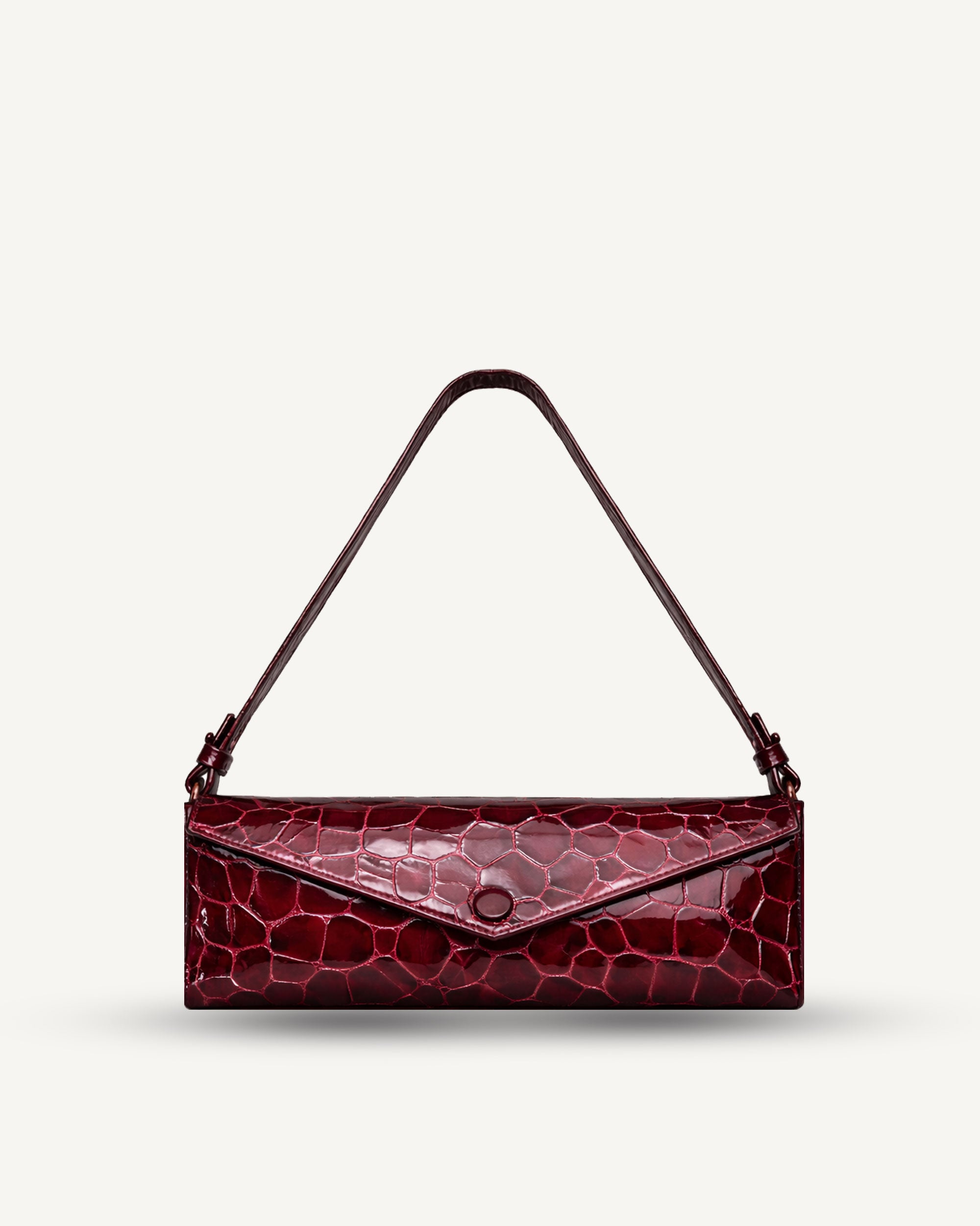 "Love Letters Night" lakierowana tłoczona skóra. Dostępna w kilku kolorach