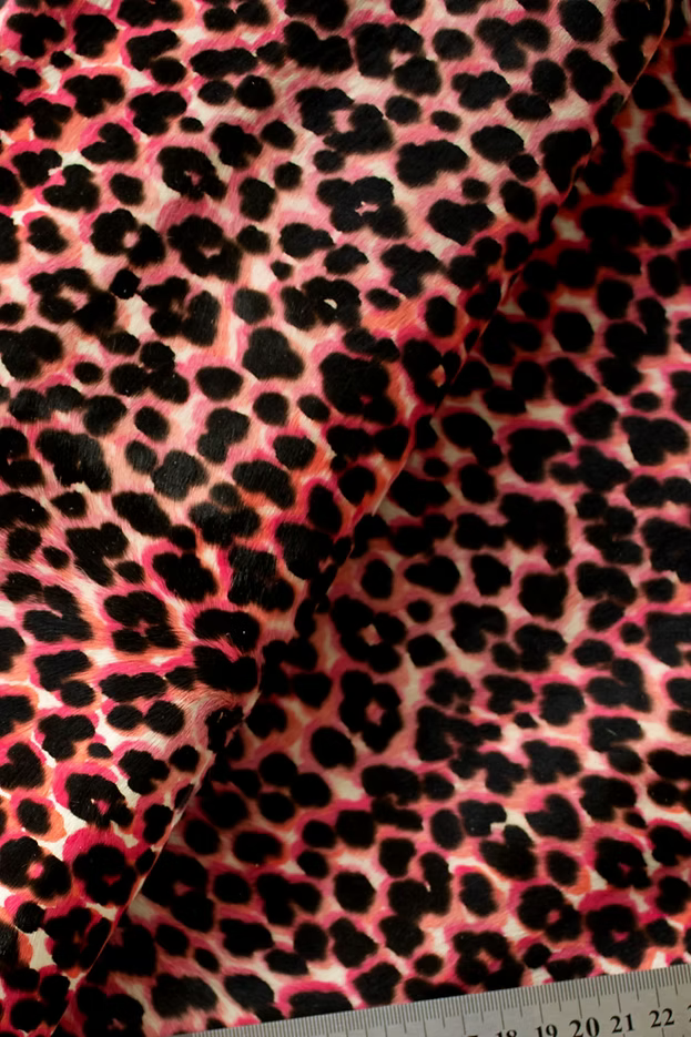 "Ophelia" crocodile-embossed leather, several colors