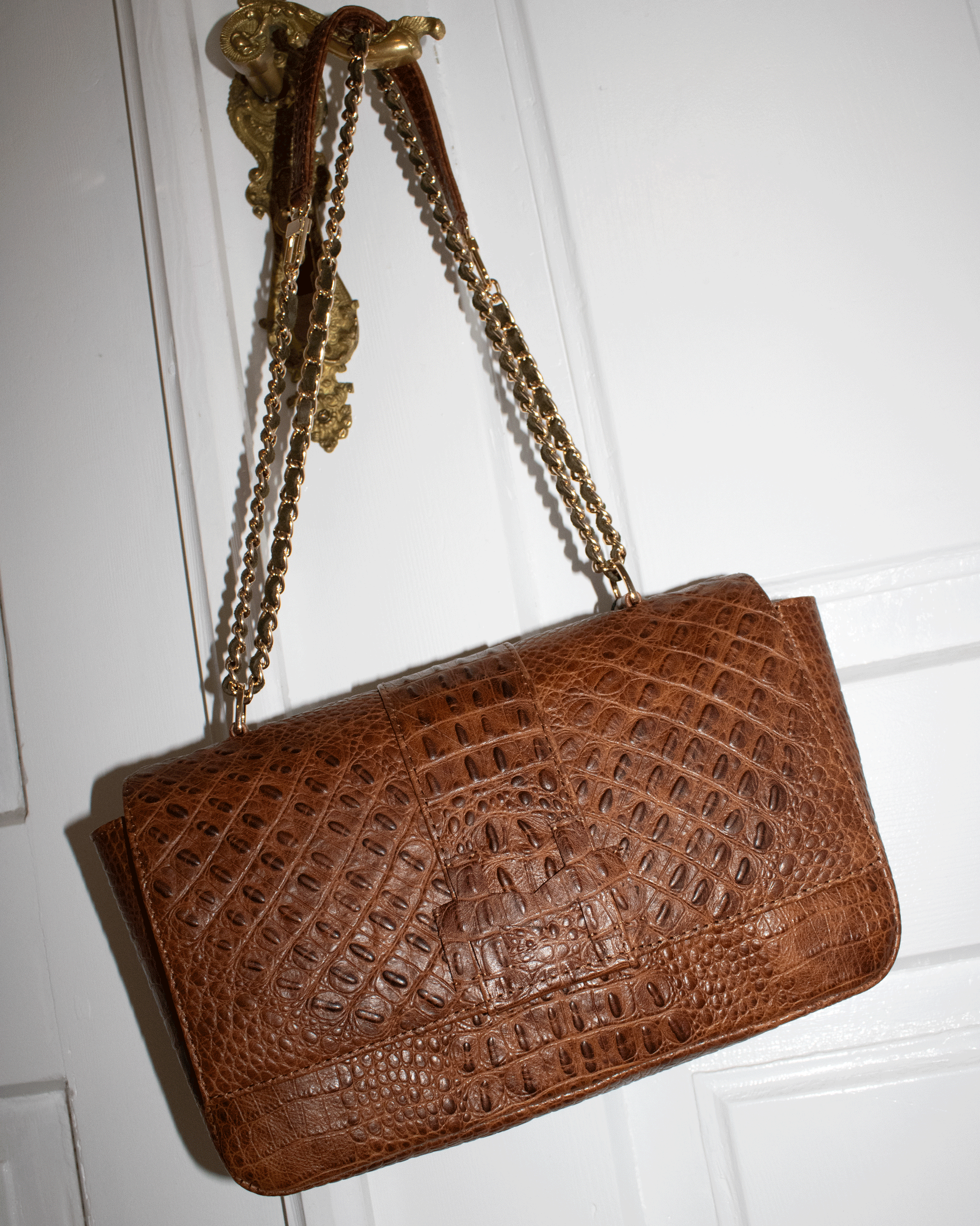 "Mia" crocodile-embossed leather, several colors