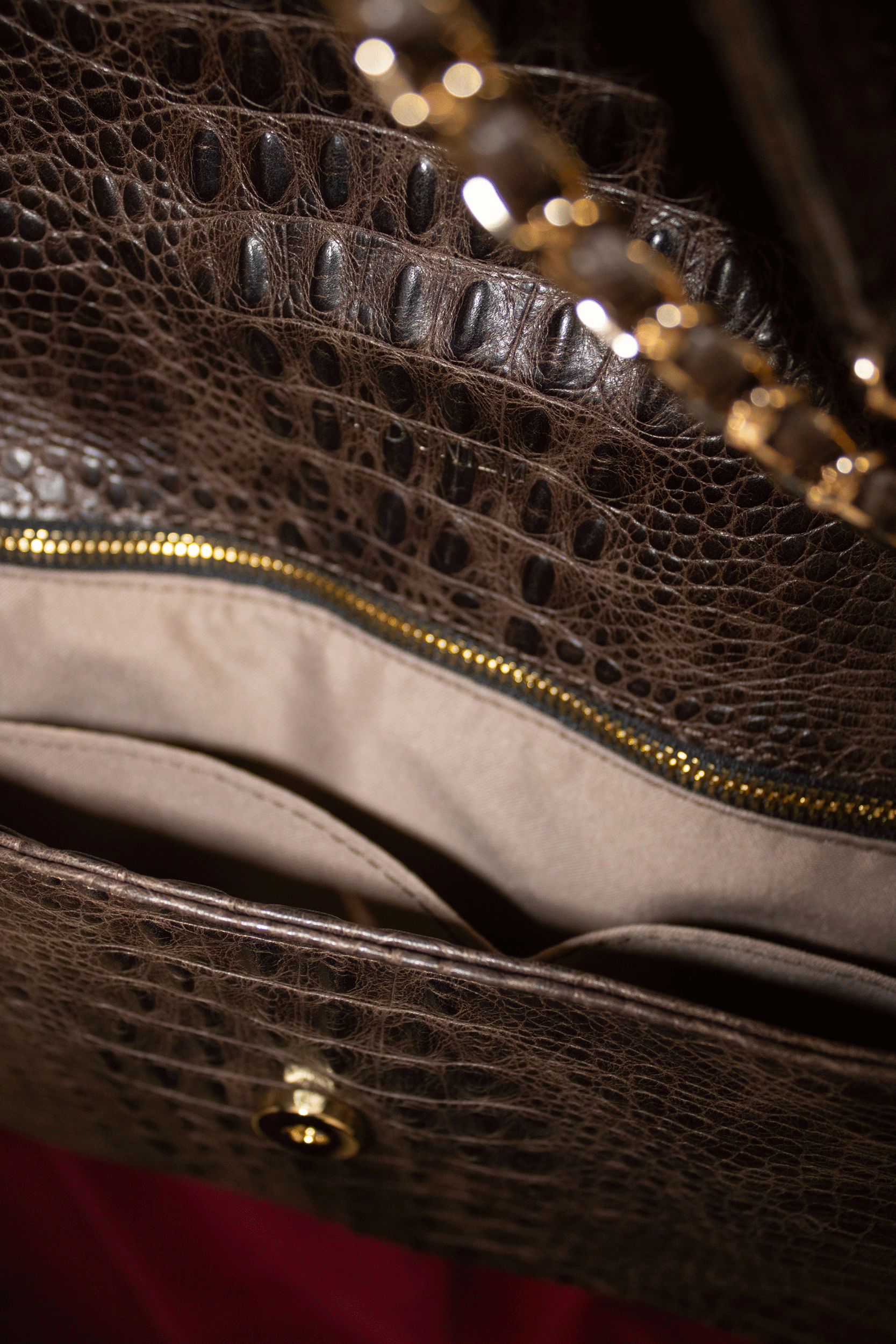 Beige waterproof lining